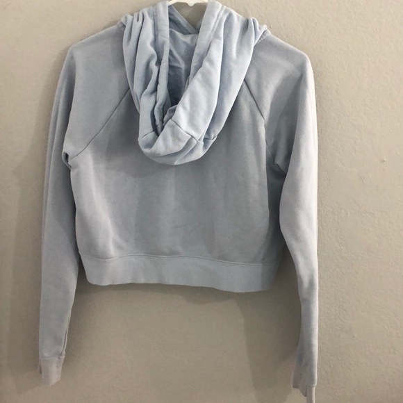 Cropped Nike Sweatshirt - Picture 2 of 2